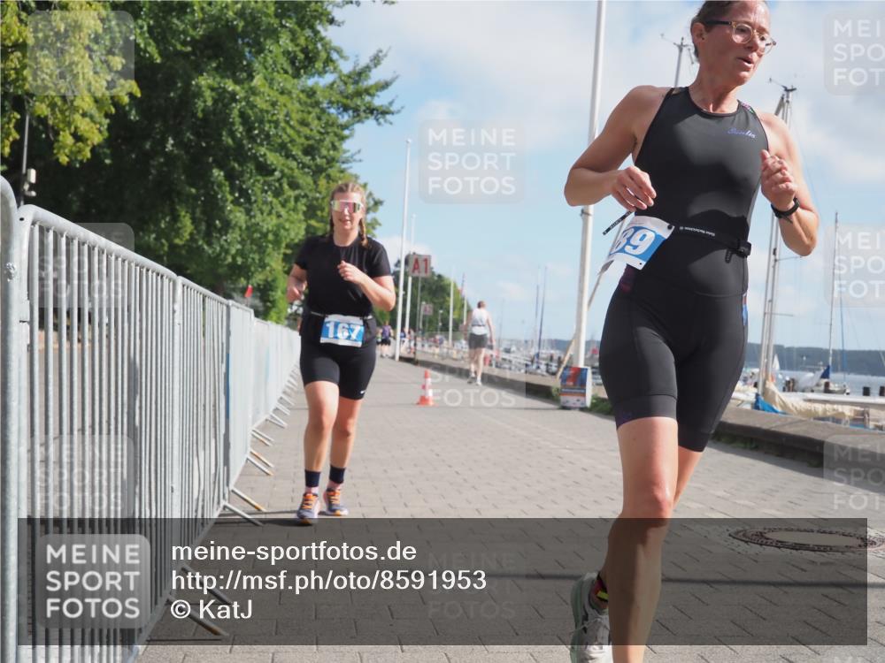 17.08.2025 - KN Förde Triathlon 2025 KatJ http://msf.ph/oto/8591953 17.08.2025 10:19:31 Laufen 167, 189, 205, 212 meine-sportfotos.de