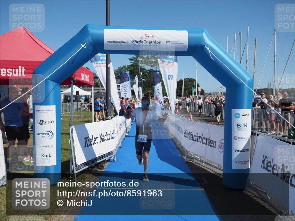 17.08.2025 - KN Förde Triathlon 2025 MichiJ http://msf.ph/oto/8591963 17.08.2025 11:54:24 Laufen 274 meine-sportfotos.de