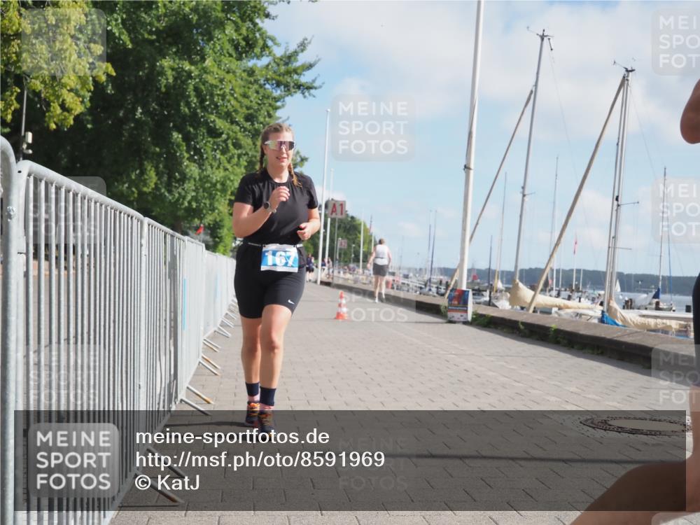 17.08.2025 - KN Förde Triathlon 2025 KatJ http://msf.ph/oto/8591969 17.08.2025 10:19:31 Laufen 167, 189, 205, 212 meine-sportfotos.de