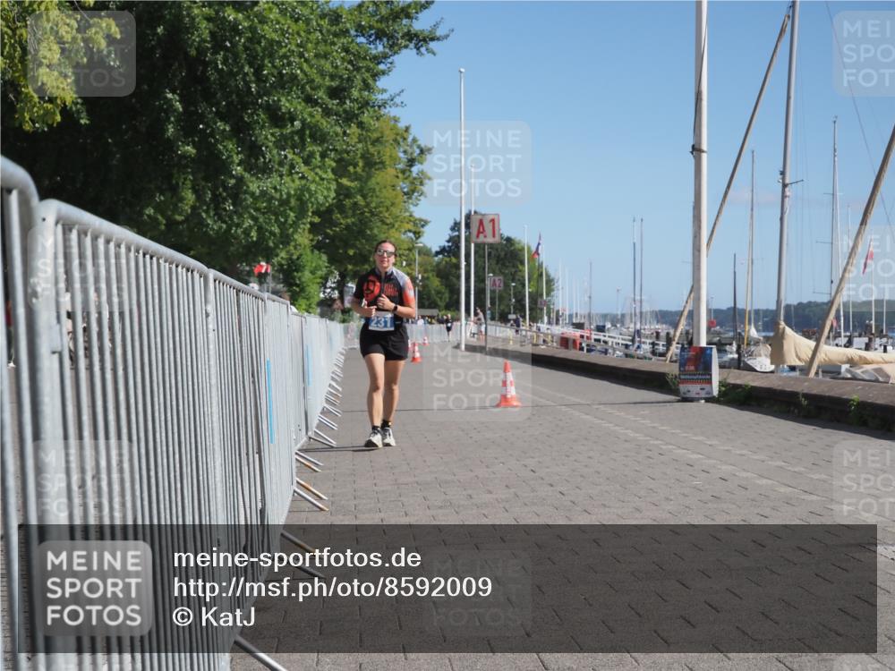 17.08.2025 - KN Förde Triathlon 2025 KatJ http://msf.ph/oto/8592009 17.08.2025 10:58:15 Laufen 231 meine-sportfotos.de