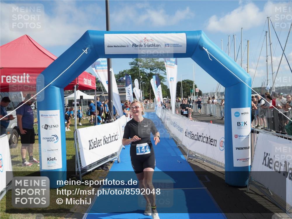 17.08.2025 - KN Förde Triathlon 2025 MichiJ http://msf.ph/oto/8592048 17.08.2025 10:34:32 Laufen 144, 158 meine-sportfotos.de