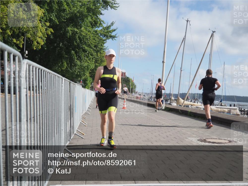 17.08.2025 - KN Förde Triathlon 2025 KatJ http://msf.ph/oto/8592061 17.08.2025 10:19:37 Laufen 205, 212, 243 meine-sportfotos.de