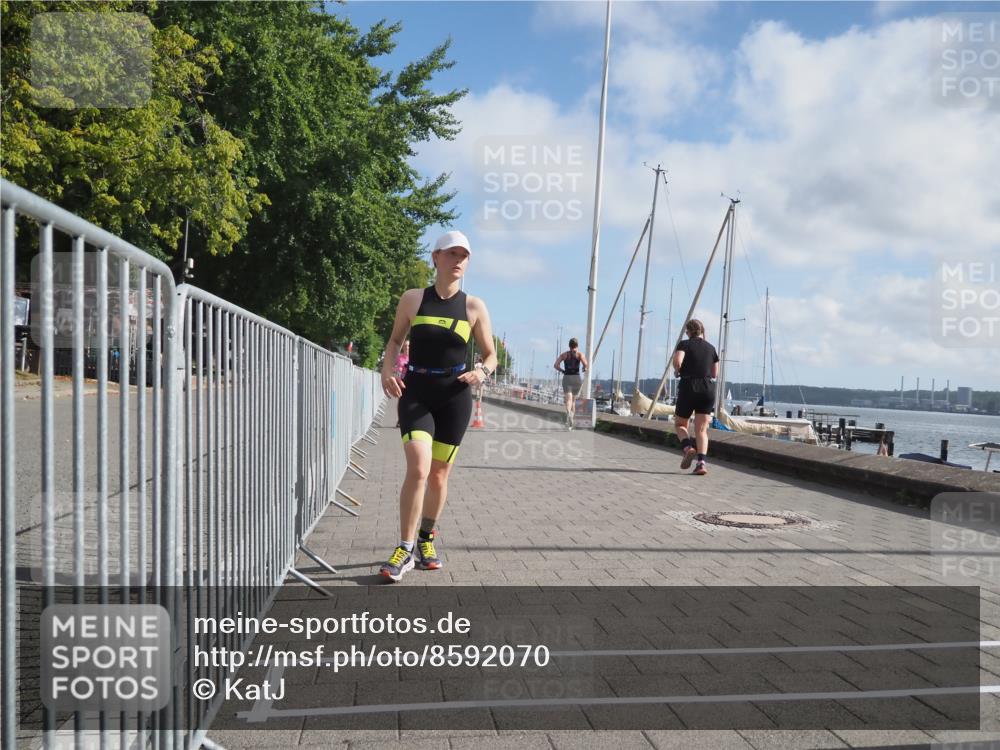 17.08.2025 - KN Förde Triathlon 2025 KatJ http://msf.ph/oto/8592070 17.08.2025 10:19:38 Laufen 205, 212, 243 meine-sportfotos.de
