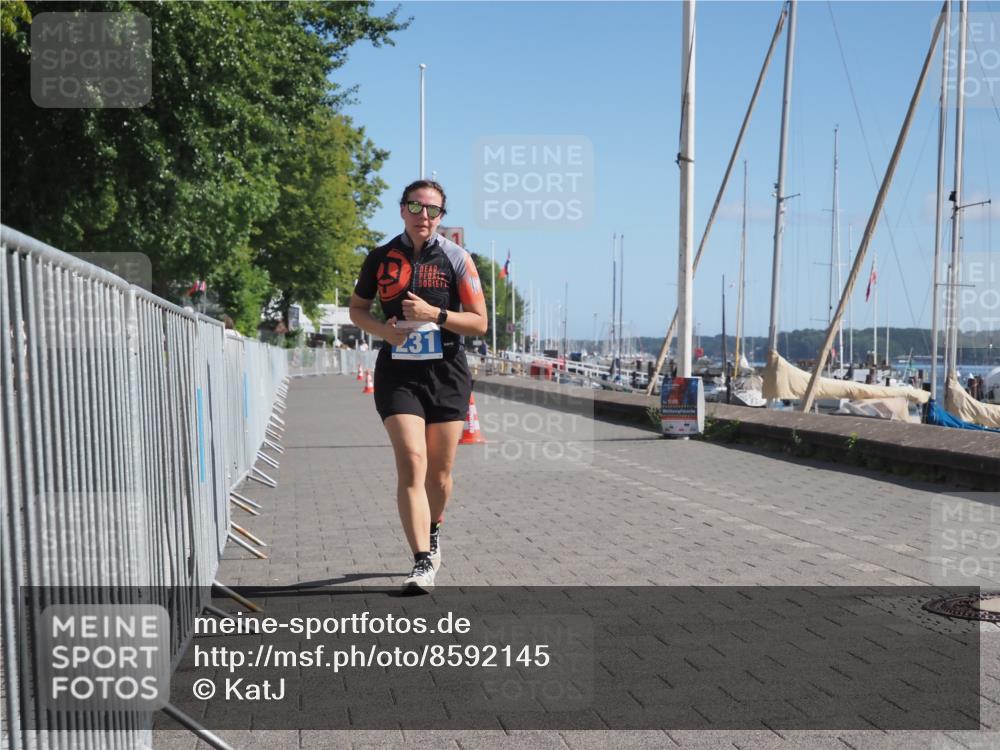 17.08.2025 - KN Förde Triathlon 2025 KatJ http://msf.ph/oto/8592145 17.08.2025 10:58:18 Laufen 231 meine-sportfotos.de