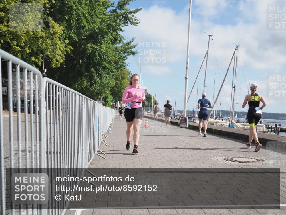 17.08.2025 - KN Förde Triathlon 2025 KatJ http://msf.ph/oto/8592152 17.08.2025 10:19:42 Laufen 243 meine-sportfotos.de