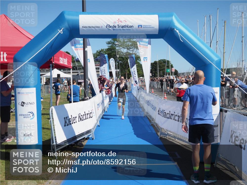17.08.2025 - KN Förde Triathlon 2025 MichiJ http://msf.ph/oto/8592156 17.08.2025 11:56:14 Laufen 278 meine-sportfotos.de