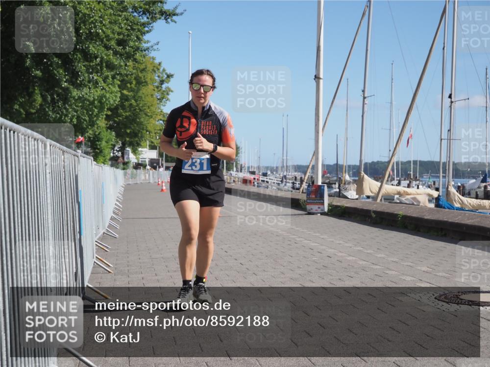 17.08.2025 - KN Förde Triathlon 2025 KatJ http://msf.ph/oto/8592188 17.08.2025 10:58:19 Laufen 231 meine-sportfotos.de