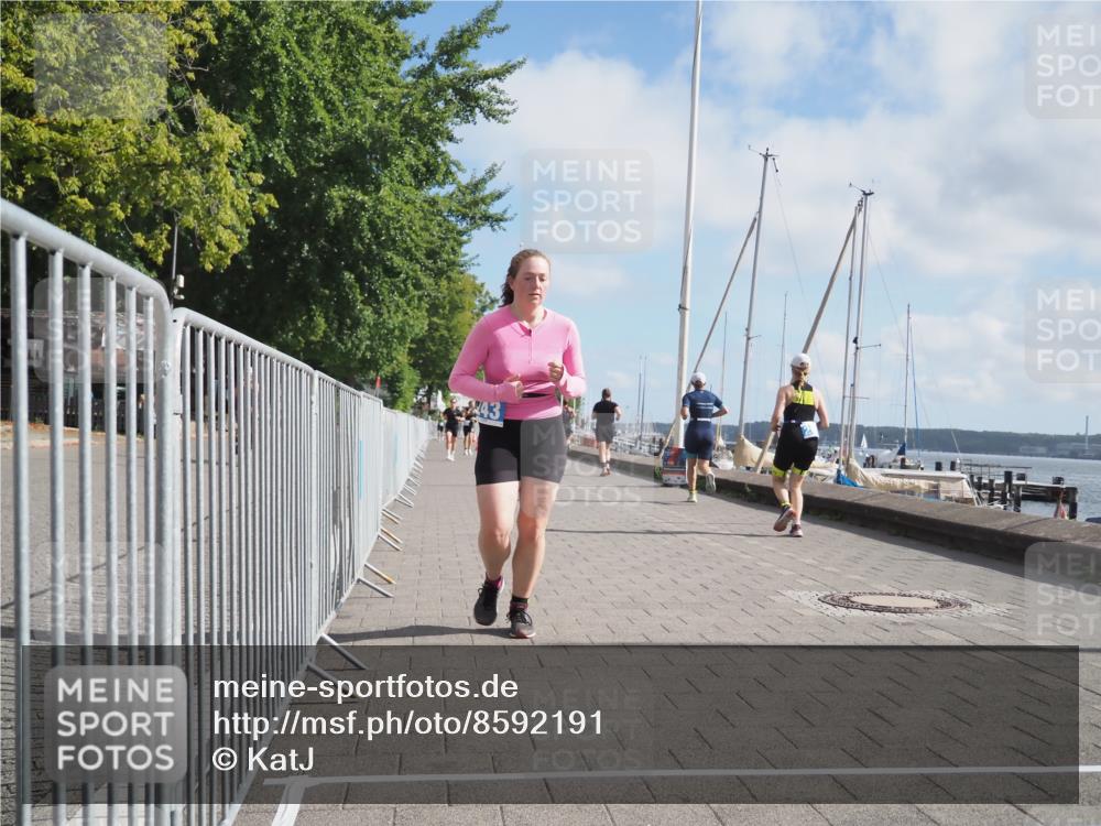 17.08.2025 - KN Förde Triathlon 2025 KatJ http://msf.ph/oto/8592191 17.08.2025 10:19:43 Laufen 228, 243 meine-sportfotos.de
