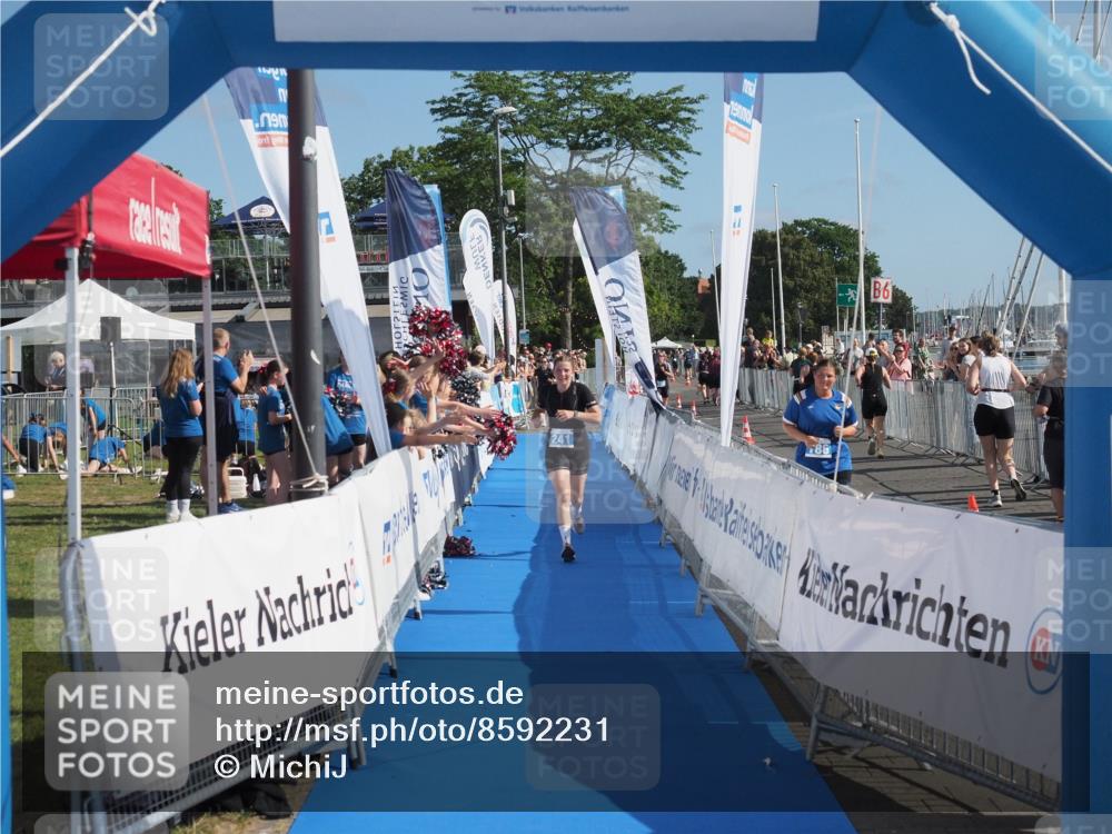 17.08.2025 - KN Förde Triathlon 2025 MichiJ http://msf.ph/oto/8592231 17.08.2025 10:35:06 Laufen 241 meine-sportfotos.de