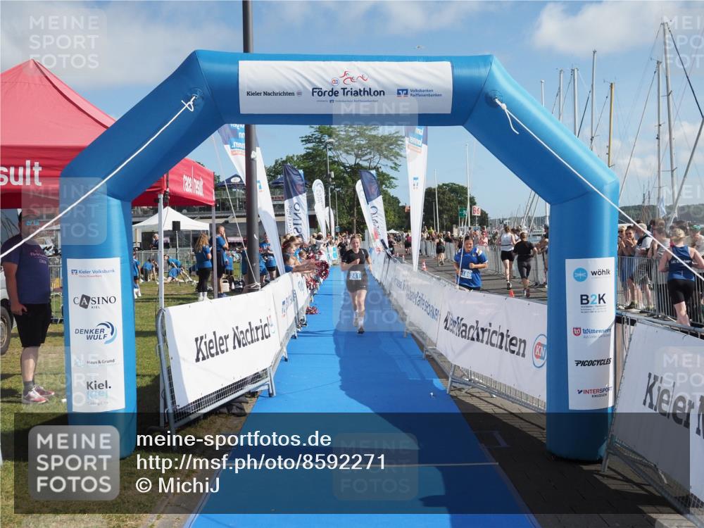 17.08.2025 - KN Förde Triathlon 2025 MichiJ http://msf.ph/oto/8592271 17.08.2025 10:35:07 Laufen 241 meine-sportfotos.de