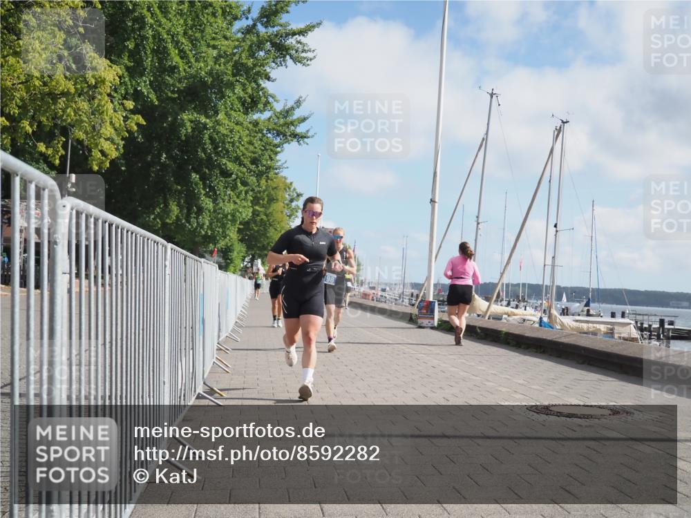 17.08.2025 - KN Förde Triathlon 2025 KatJ http://msf.ph/oto/8592282 17.08.2025 10:19:51 Laufen 198, 201, 228 meine-sportfotos.de