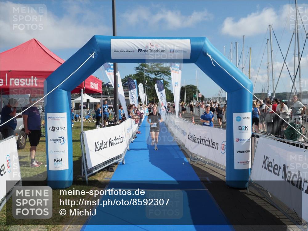 17.08.2025 - KN Förde Triathlon 2025 MichiJ http://msf.ph/oto/8592307 17.08.2025 10:35:08 Laufen 241 meine-sportfotos.de