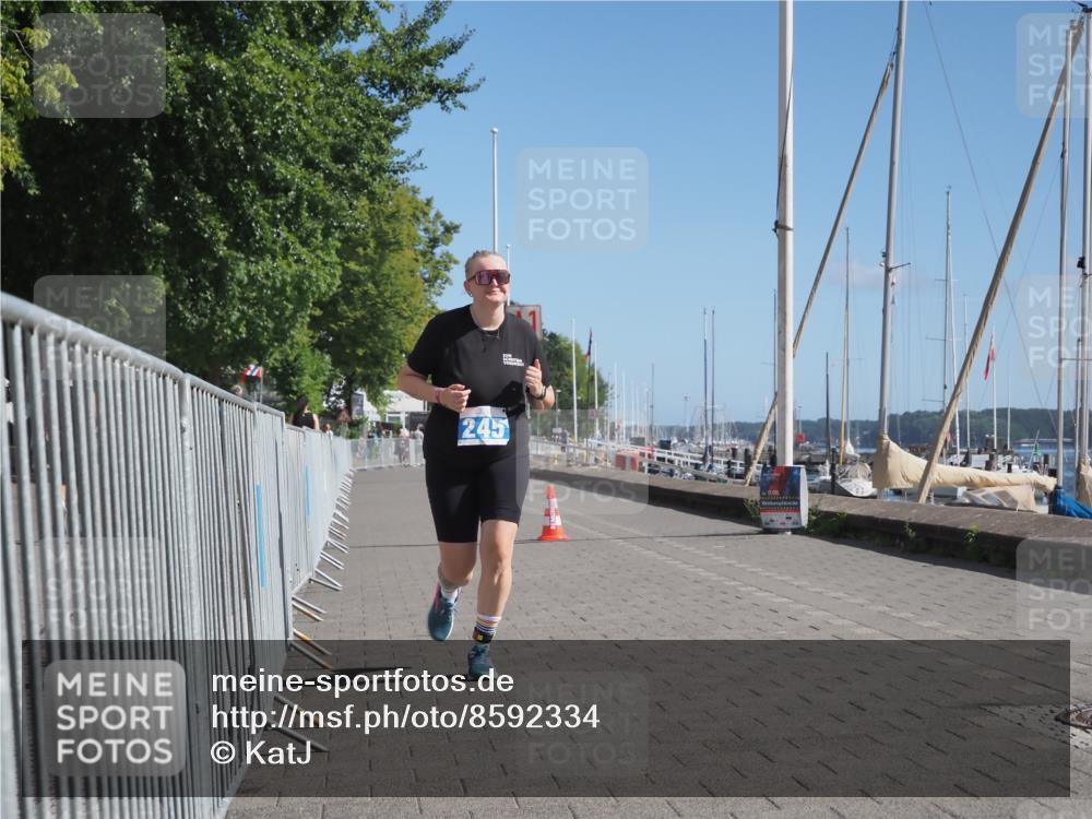 17.08.2025 - KN Förde Triathlon 2025 KatJ http://msf.ph/oto/8592334 17.08.2025 10:59:06 Laufen 245 meine-sportfotos.de
