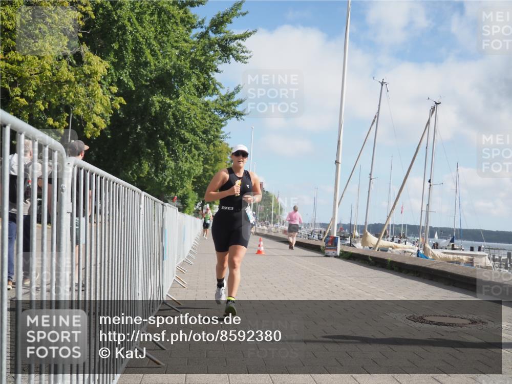 17.08.2025 - KN Förde Triathlon 2025 KatJ http://msf.ph/oto/8592380 17.08.2025 10:19:56 Laufen 198, 201 meine-sportfotos.de