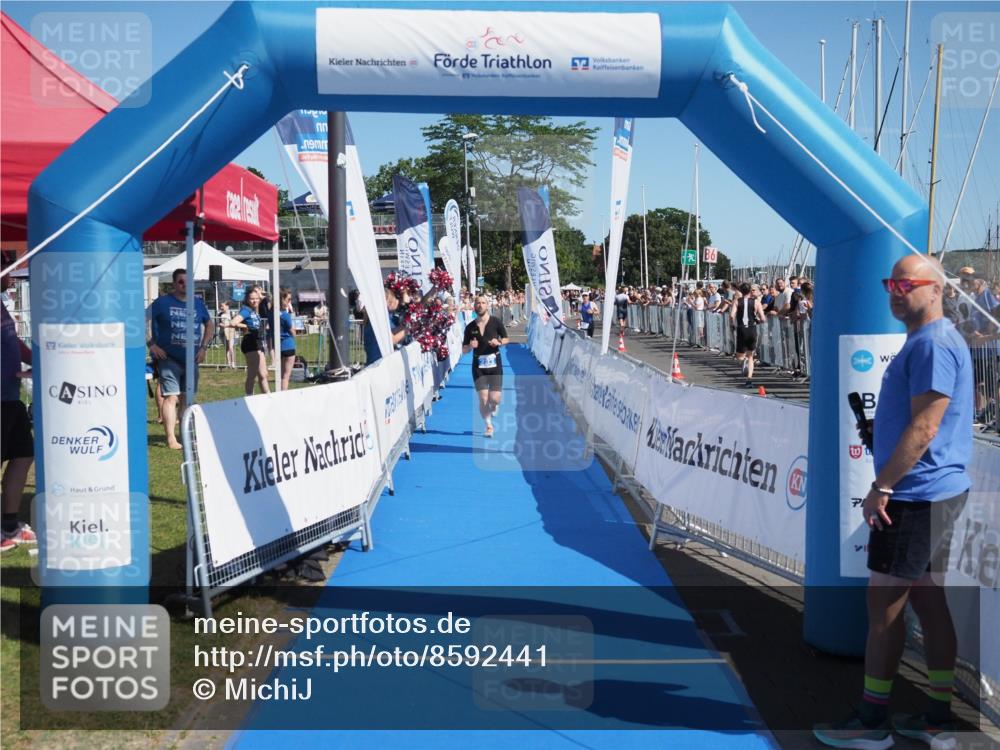 17.08.2025 - KN Förde Triathlon 2025 MichiJ http://msf.ph/oto/8592441 17.08.2025 11:57:44 Laufen 265, 283 meine-sportfotos.de