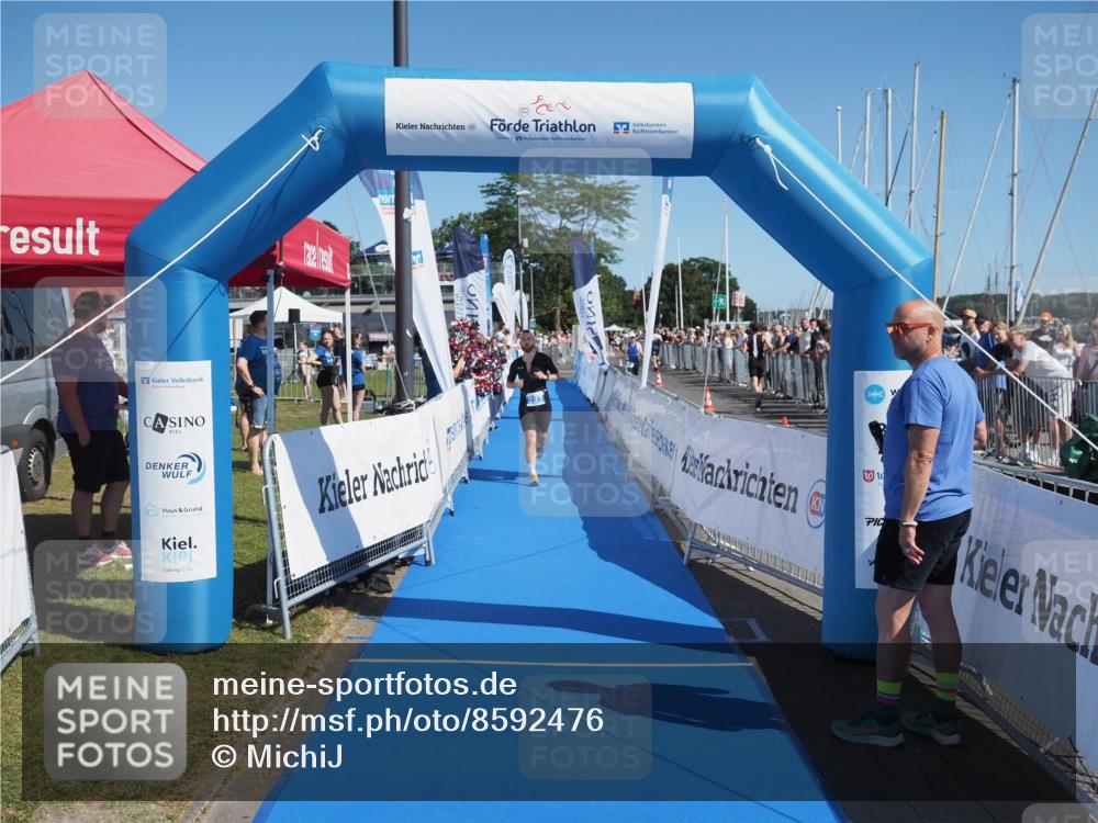 17.08.2025 - KN Förde Triathlon 2025 MichiJ http://msf.ph/oto/8592476 17.08.2025 11:57:44 Laufen 265, 283 meine-sportfotos.de