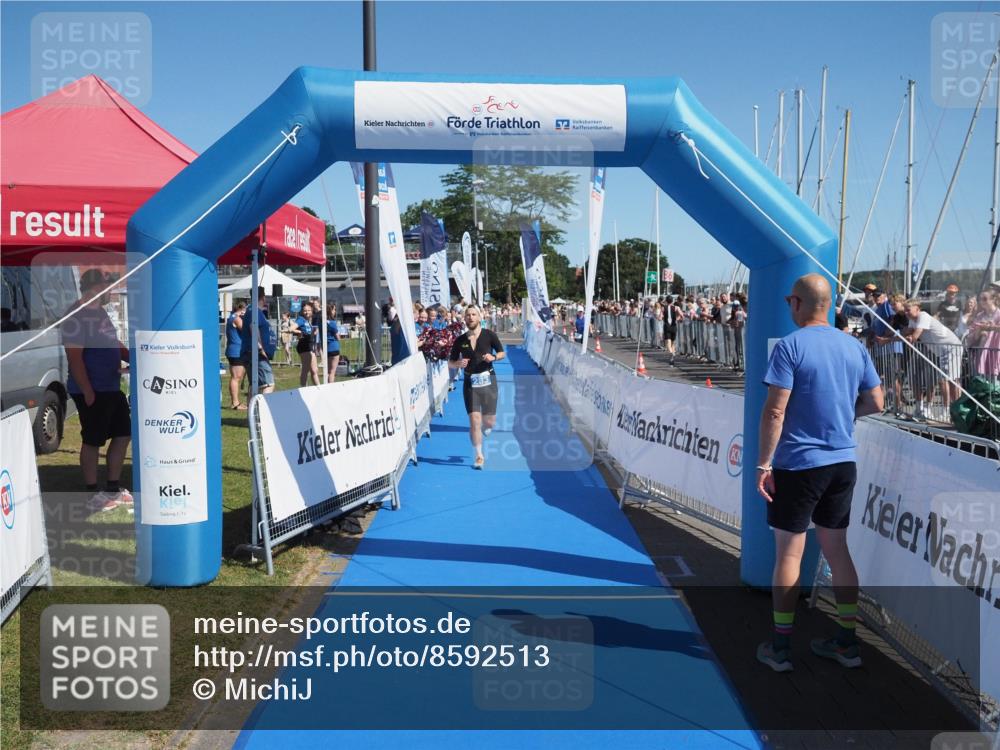 17.08.2025 - KN Förde Triathlon 2025 MichiJ http://msf.ph/oto/8592513 17.08.2025 11:57:45 Laufen 283 meine-sportfotos.de
