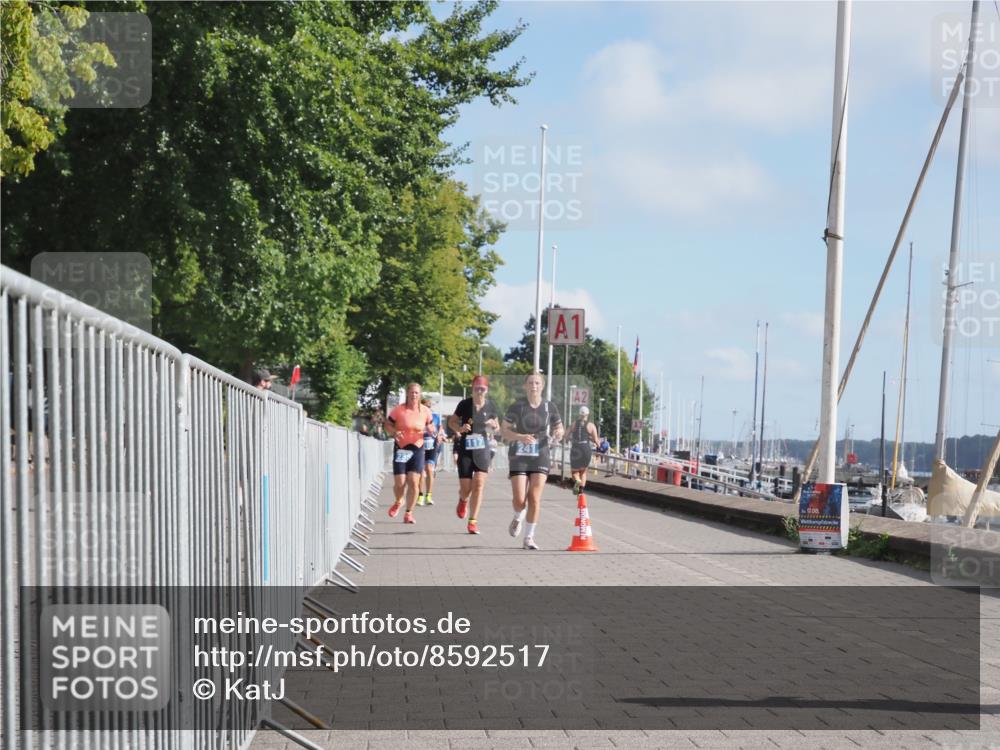 17.08.2025 - KN Förde Triathlon 2025 KatJ http://msf.ph/oto/8592517 17.08.2025 10:20:12 Laufen 117, 235, 241 meine-sportfotos.de