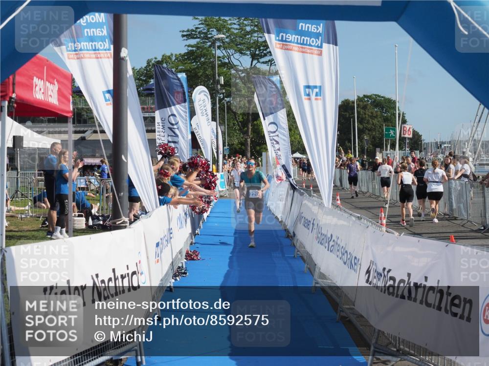 17.08.2025 - KN Förde Triathlon 2025 MichiJ http://msf.ph/oto/8592575 17.08.2025 10:35:31 Laufen 220 meine-sportfotos.de