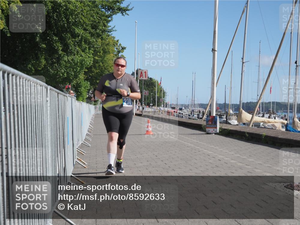 17.08.2025 - KN Förde Triathlon 2025 KatJ http://msf.ph/oto/8592633 17.08.2025 11:02:05 Laufen 238 meine-sportfotos.de