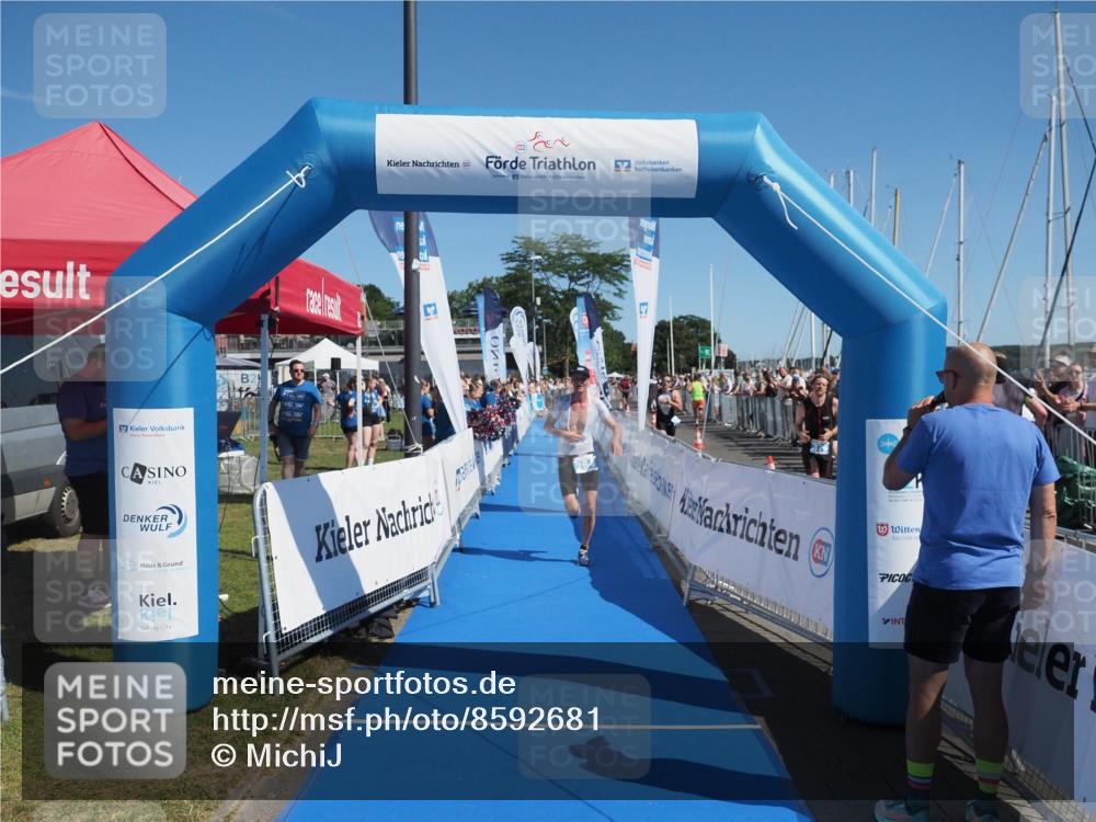 17.08.2025 - KN Förde Triathlon 2025 MichiJ http://msf.ph/oto/8592681 17.08.2025 11:58:34 Laufen 264 meine-sportfotos.de