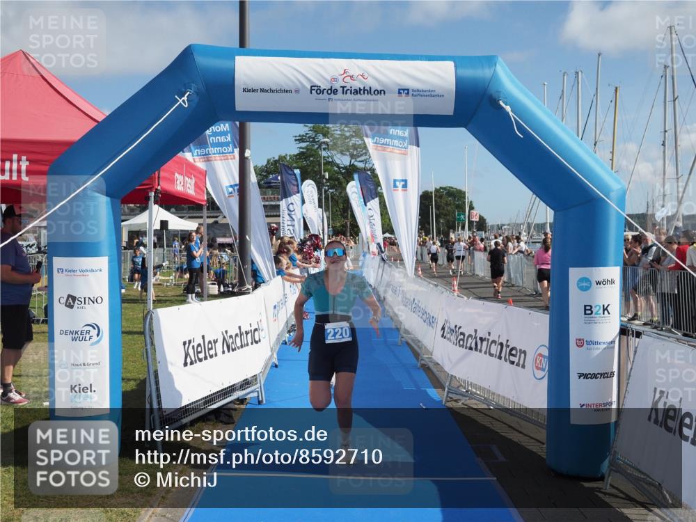 17.08.2025 - KN Förde Triathlon 2025 MichiJ http://msf.ph/oto/8592710 17.08.2025 10:35:34 Laufen 220, 224 meine-sportfotos.de