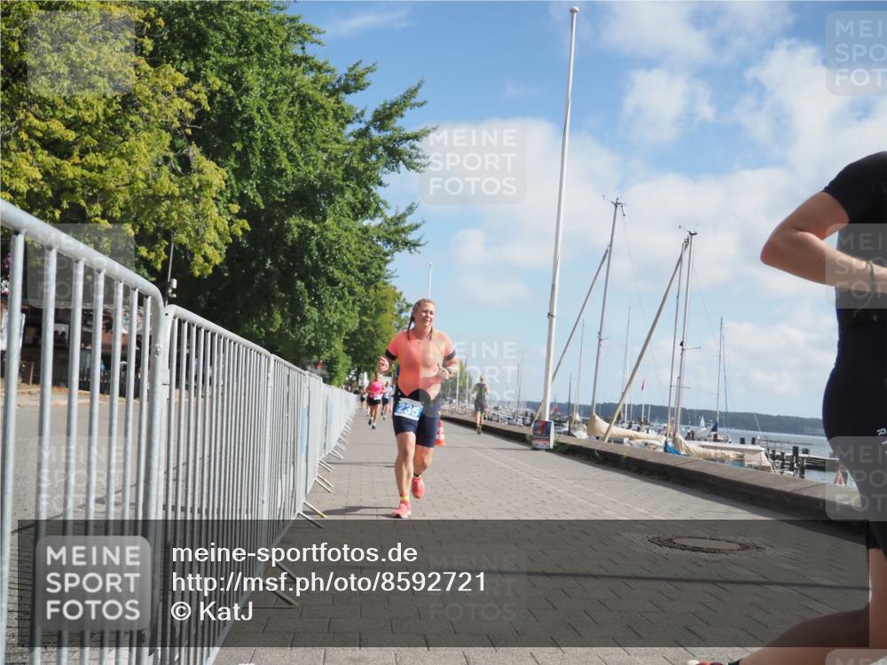 17.08.2025 - KN Förde Triathlon 2025 KatJ http://msf.ph/oto/8592721 17.08.2025 10:20:20 Laufen 110, 117, 135, 235, 241 meine-sportfotos.de