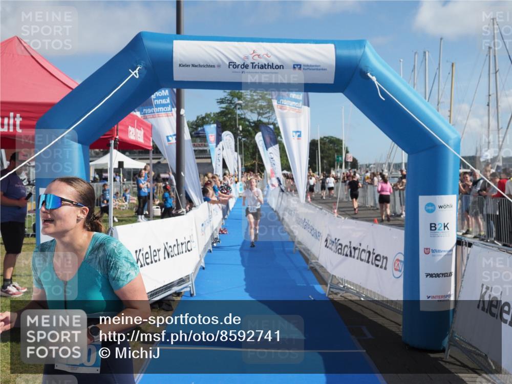 17.08.2025 - KN Förde Triathlon 2025 MichiJ http://msf.ph/oto/8592741 17.08.2025 10:35:36 Laufen 220, 224 meine-sportfotos.de