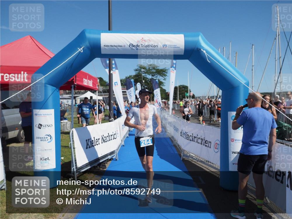 17.08.2025 - KN Förde Triathlon 2025 MichiJ http://msf.ph/oto/8592749 17.08.2025 11:58:36 Laufen 264 meine-sportfotos.de