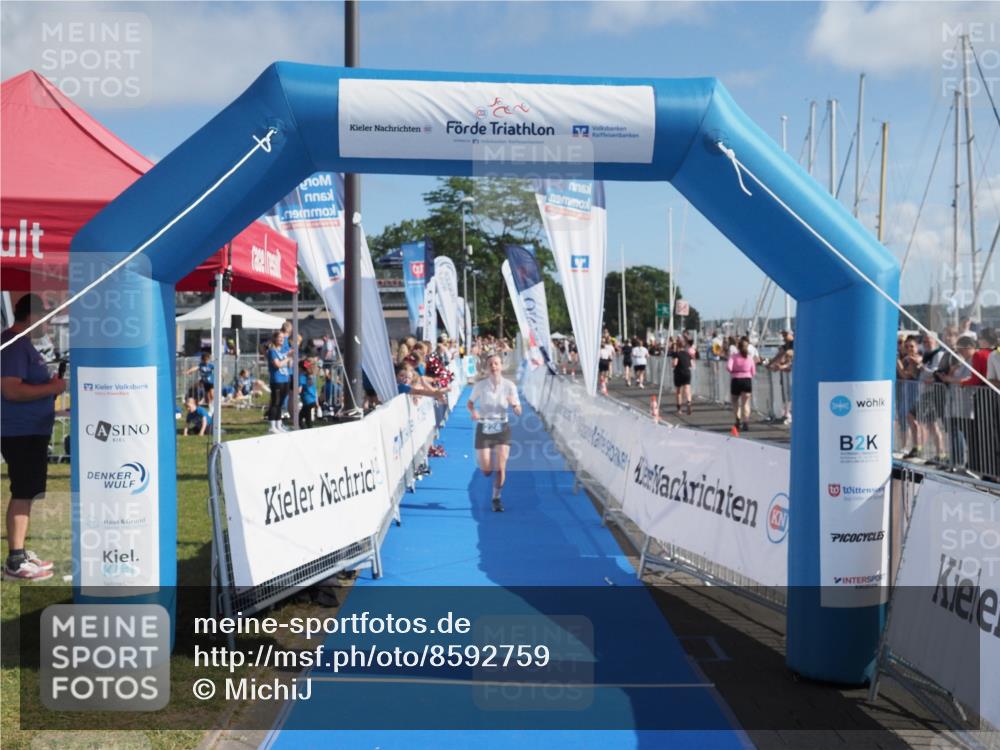 17.08.2025 - KN Förde Triathlon 2025 MichiJ http://msf.ph/oto/8592759 17.08.2025 10:35:36 Laufen 220, 224 meine-sportfotos.de