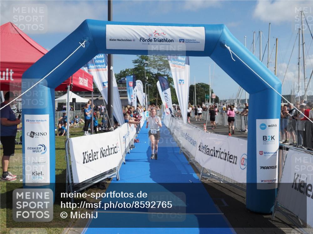 17.08.2025 - KN Förde Triathlon 2025 MichiJ http://msf.ph/oto/8592765 17.08.2025 10:35:36 Laufen 220, 224 meine-sportfotos.de