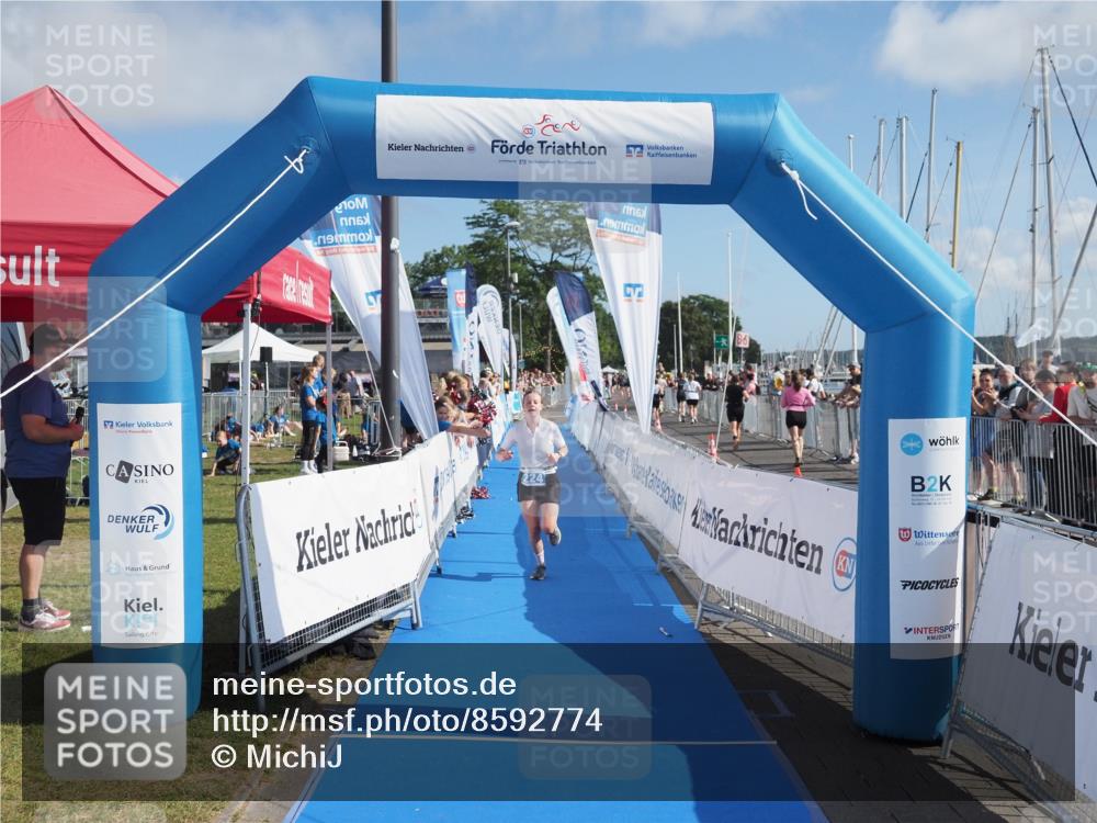 17.08.2025 - KN Förde Triathlon 2025 MichiJ http://msf.ph/oto/8592774 17.08.2025 10:35:37 Laufen 220, 224 meine-sportfotos.de