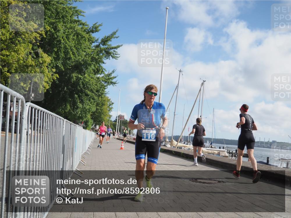 17.08.2025 - KN Förde Triathlon 2025 KatJ http://msf.ph/oto/8592806 17.08.2025 10:20:23 Laufen 110, 135, 192, 235 meine-sportfotos.de