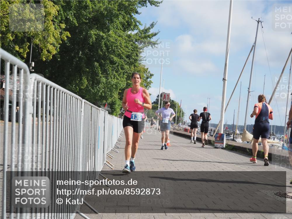 17.08.2025 - KN Förde Triathlon 2025 KatJ http://msf.ph/oto/8592873 17.08.2025 10:20:28 Laufen 106, 135, 192 meine-sportfotos.de