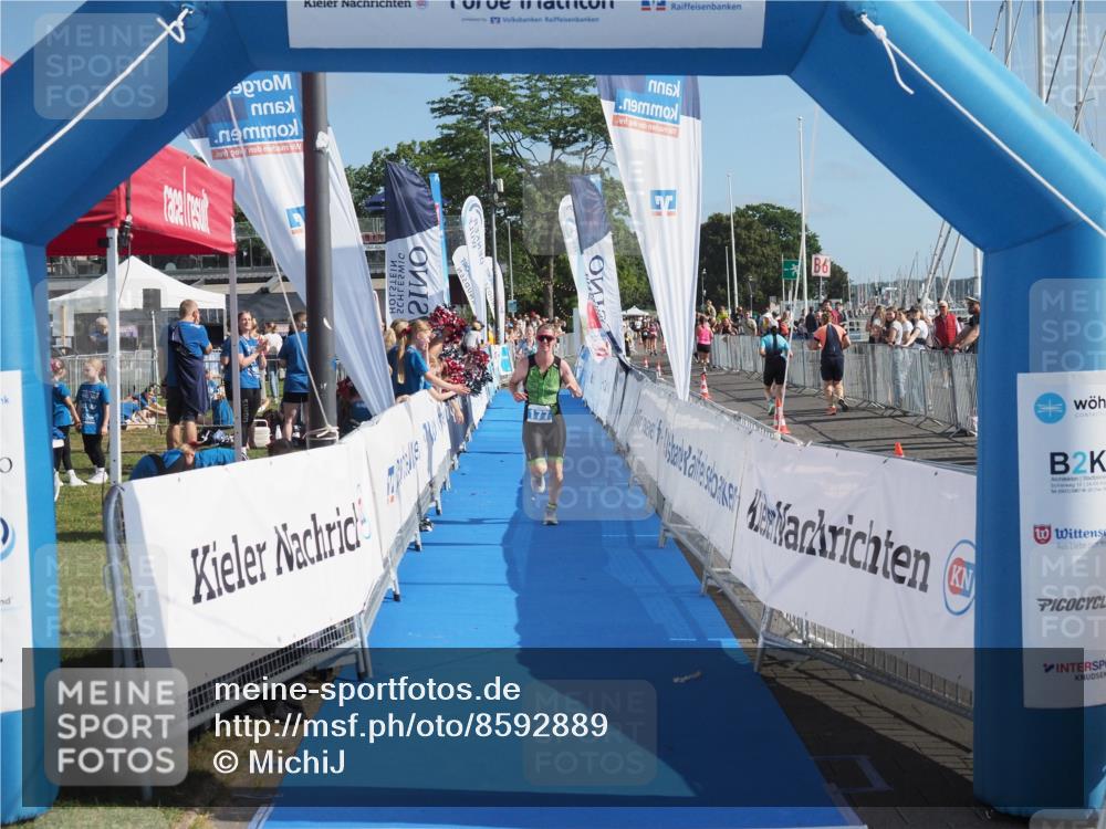 17.08.2025 - KN Förde Triathlon 2025 MichiJ http://msf.ph/oto/8592889 17.08.2025 10:36:09 Laufen 177 meine-sportfotos.de