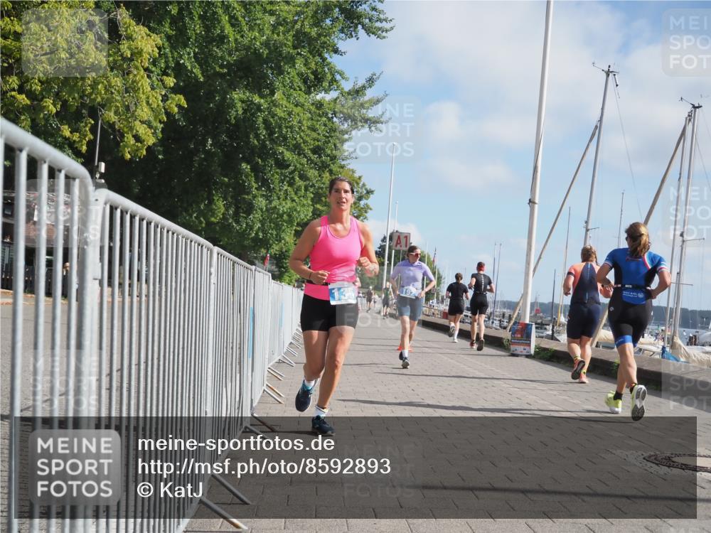 17.08.2025 - KN Förde Triathlon 2025 KatJ http://msf.ph/oto/8592893 17.08.2025 10:20:28 Laufen 106, 135, 192 meine-sportfotos.de