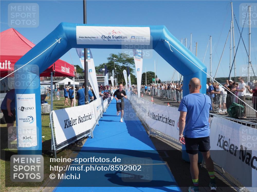 17.08.2025 - KN Förde Triathlon 2025 MichiJ http://msf.ph/oto/8592902 17.08.2025 11:59:03 Laufen 270 meine-sportfotos.de
