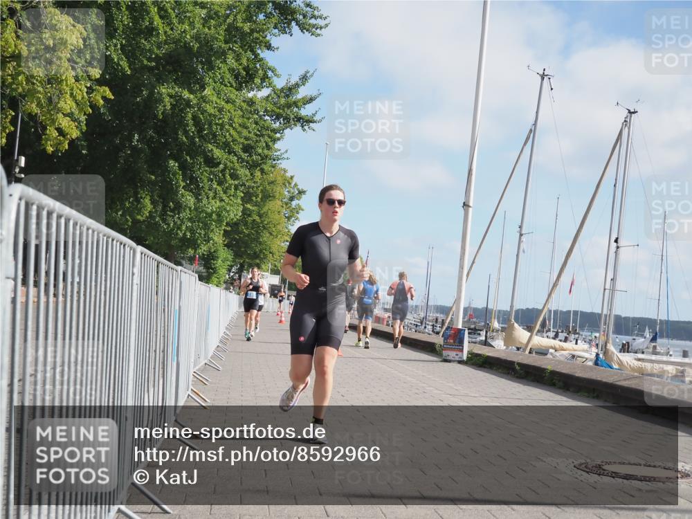 17.08.2025 - KN Förde Triathlon 2025 KatJ http://msf.ph/oto/8592966 17.08.2025 10:20:33 Laufen 106, 139, 185, 192 meine-sportfotos.de