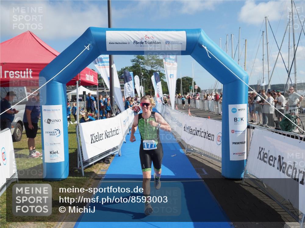 17.08.2025 - KN Förde Triathlon 2025 MichiJ http://msf.ph/oto/8593003 17.08.2025 10:36:12 Laufen 177, 216 meine-sportfotos.de