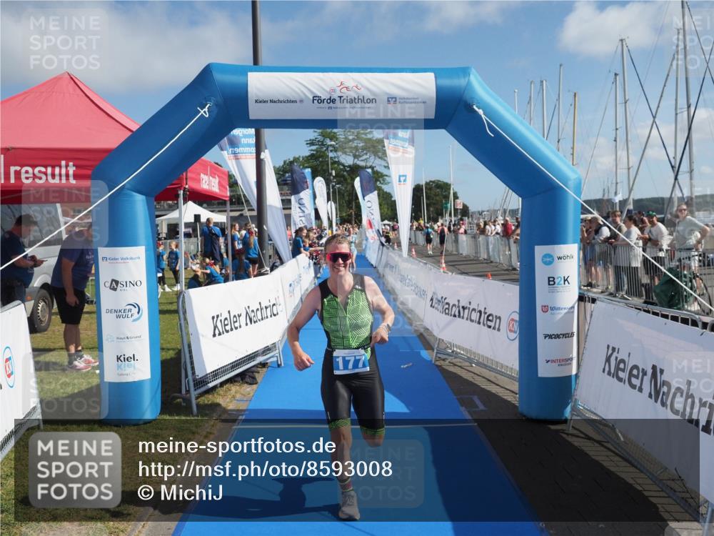 17.08.2025 - KN Förde Triathlon 2025 MichiJ http://msf.ph/oto/8593008 17.08.2025 10:36:12 Laufen 177, 216 meine-sportfotos.de