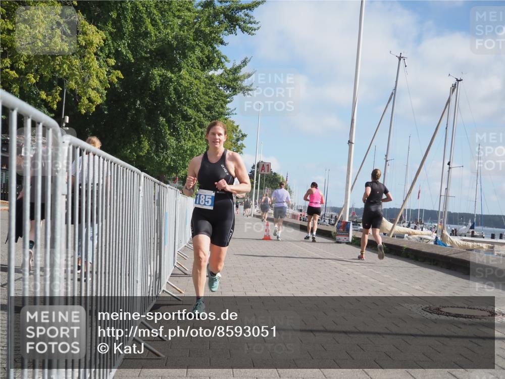 17.08.2025 - KN Förde Triathlon 2025 KatJ http://msf.ph/oto/8593051 17.08.2025 10:20:40 Laufen 139, 157, 185, 240 meine-sportfotos.de