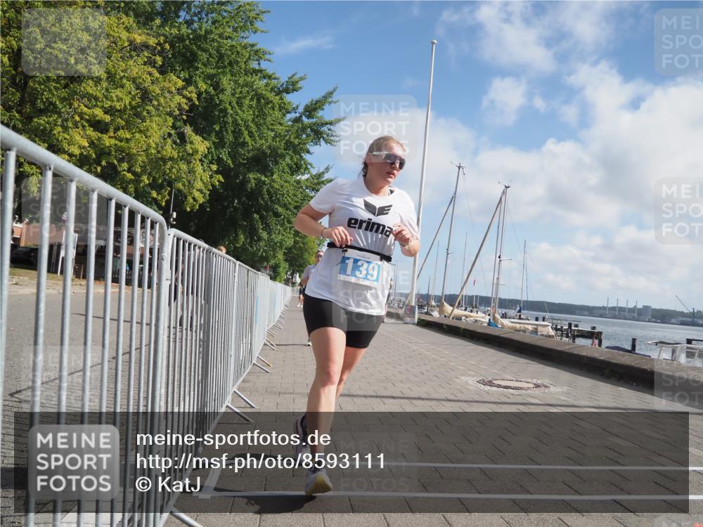 17.08.2025 - KN Förde Triathlon 2025 KatJ http://msf.ph/oto/8593111 17.08.2025 10:20:42 Laufen 139, 157, 185, 240 meine-sportfotos.de