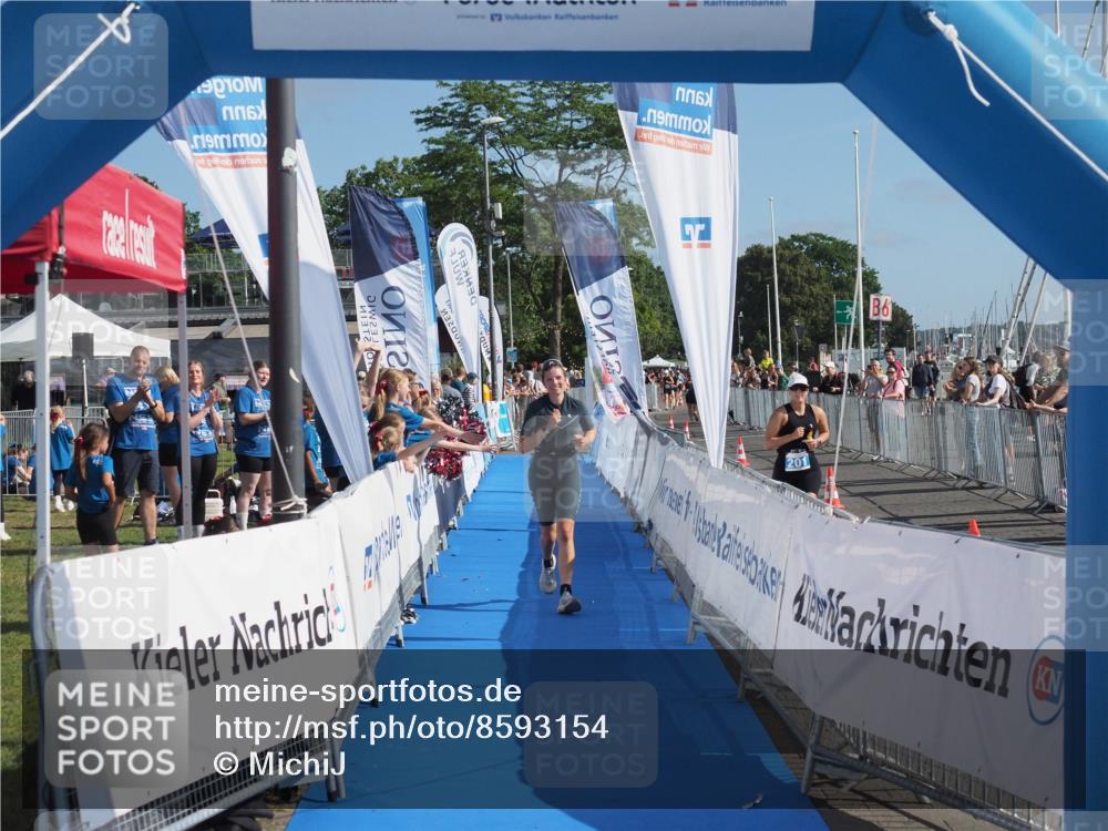 17.08.2025 - KN Förde Triathlon 2025 MichiJ http://msf.ph/oto/8593154 17.08.2025 10:36:36 Laufen 240 meine-sportfotos.de