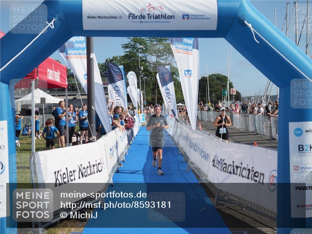 17.08.2025 - KN Förde Triathlon 2025 MichiJ http://msf.ph/oto/8593181 17.08.2025 10:36:37 Laufen 240 meine-sportfotos.de