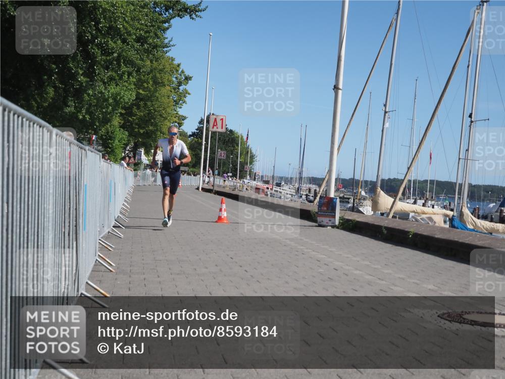 17.08.2025 - KN Förde Triathlon 2025 KatJ http://msf.ph/oto/8593184 17.08.2025 11:35:54 Laufen 274 meine-sportfotos.de