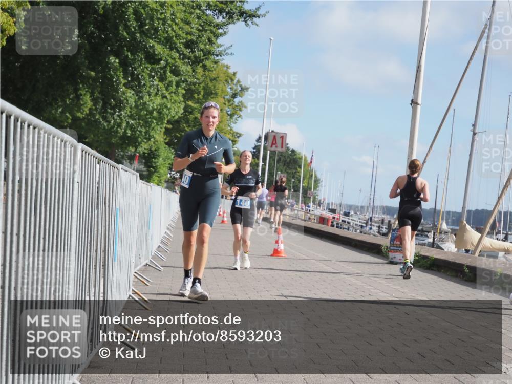 17.08.2025 - KN Förde Triathlon 2025 KatJ http://msf.ph/oto/8593203 17.08.2025 10:20:48 Laufen 140, 158, 240 meine-sportfotos.de
