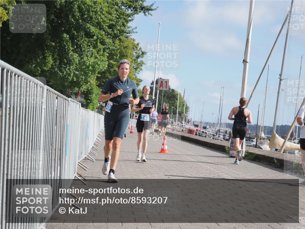 17.08.2025 - KN Förde Triathlon 2025 KatJ http://msf.ph/oto/8593207 17.08.2025 10:20:48 Laufen 140, 158, 240 meine-sportfotos.de