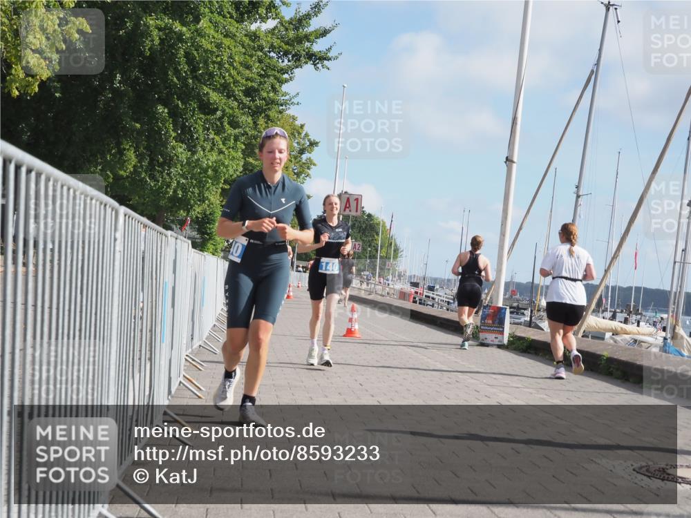 17.08.2025 - KN Förde Triathlon 2025 KatJ http://msf.ph/oto/8593233 17.08.2025 10:20:49 Laufen 140, 158, 240 meine-sportfotos.de