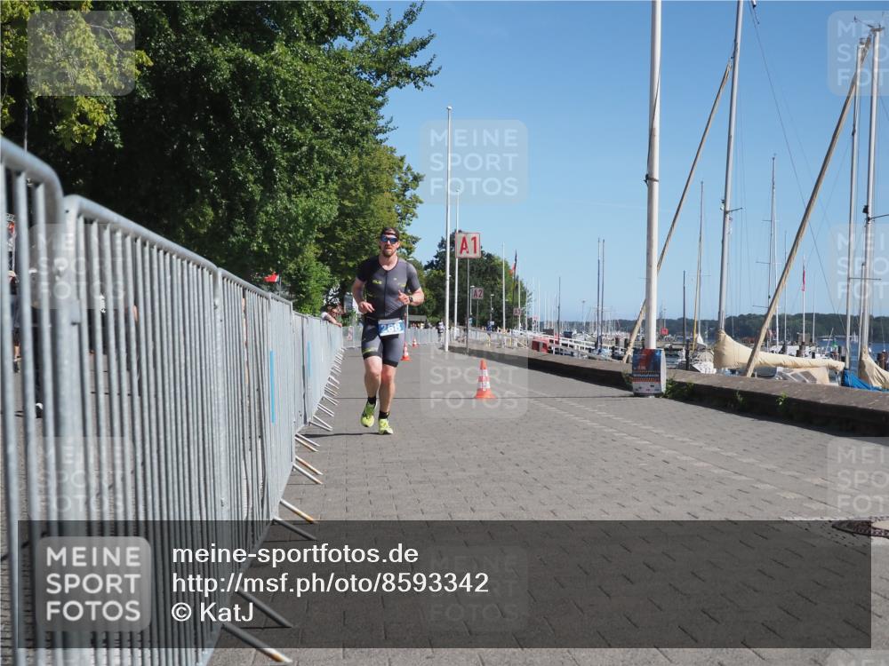 17.08.2025 - KN Förde Triathlon 2025 KatJ http://msf.ph/oto/8593342 17.08.2025 11:37:30 Laufen 268 meine-sportfotos.de