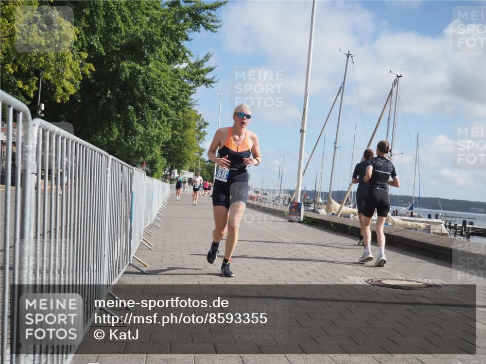 17.08.2025 - KN Förde Triathlon 2025 KatJ http://msf.ph/oto/8593355 17.08.2025 10:20:56 Laufen 158 meine-sportfotos.de